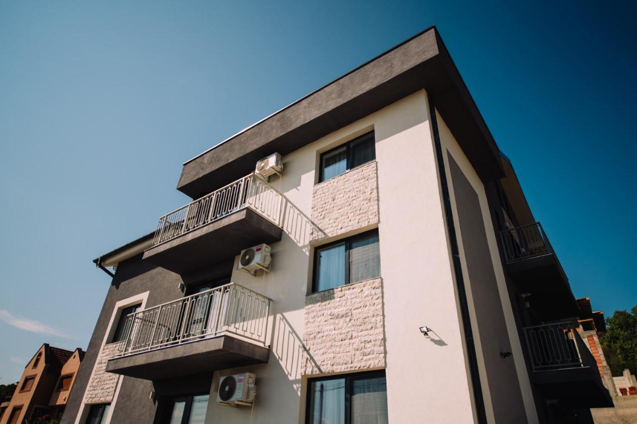 Dream House Apartments Oradea Exterior photo