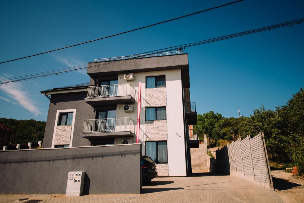 Dream House Apartments Oradea Exterior photo
